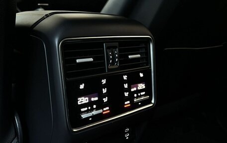Porsche Cayenne III, 2019 год, 15 490 000 рублей, 28 фотография