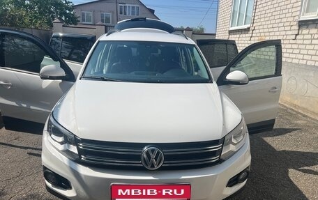 Volkswagen Tiguan I, 2012 год, 1 450 000 рублей, 2 фотография