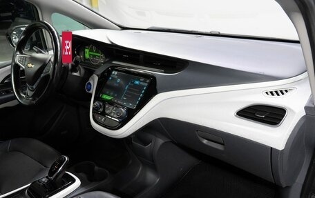 Chevrolet Bolt, 2017 год, 2 150 000 рублей, 15 фотография