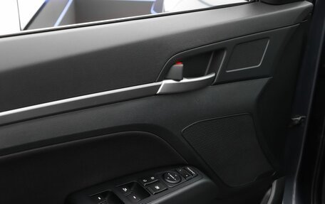 Hyundai Elantra VI рестайлинг, 2019 год, 1 829 000 рублей, 17 фотография