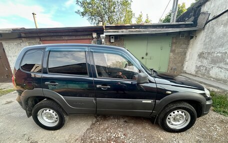 Chevrolet Niva I рестайлинг, 2013 год, 559 000 рублей, 6 фотография