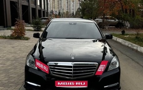 Mercedes-Benz E-Класс, 2012 год, 1 800 000 рублей, 3 фотография