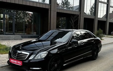 Mercedes-Benz E-Класс, 2012 год, 1 800 000 рублей, 4 фотография
