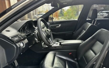 Mercedes-Benz E-Класс, 2012 год, 1 800 000 рублей, 13 фотография