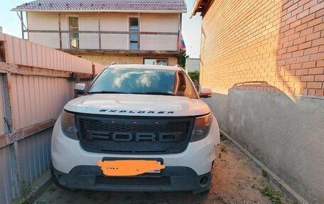 Ford Explorer VI, 2012 год, 1 109 000 рублей, 3 фотография