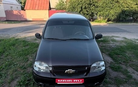 Chevrolet Niva I рестайлинг, 2011 год, 360 000 рублей, 3 фотография