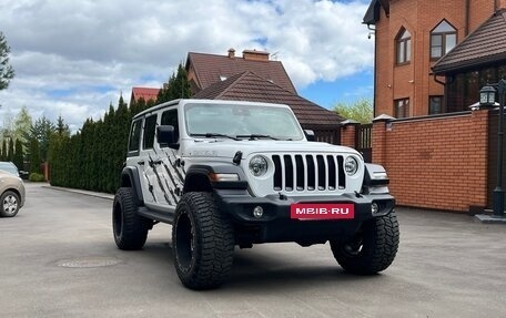 Jeep Wrangler, 2021 год, 6 199 000 рублей, 4 фотография