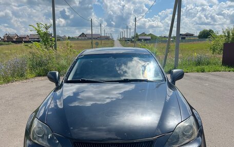 Lexus IS II рестайлинг 2, 2006 год, 850 000 рублей, 2 фотография