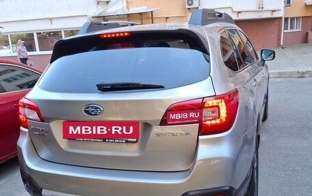 Subaru Outback IV рестайлинг, 2018 год, 2 600 000 рублей, 2 фотография