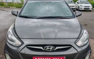 Hyundai Solaris II рестайлинг, 2012 год, 860 000 рублей, 1 фотография
