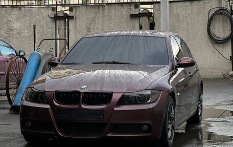 BMW 3 серия, 2006 год, 900 000 рублей, 3 фотография