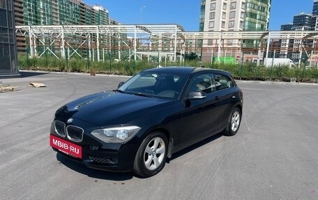 BMW 1 серия, 2013 год, 900 000 рублей, 2 фотография