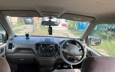 Mitsubishi Dion I рестайлинг, 2000 год, 320 000 рублей, 9 фотография