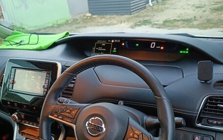 Nissan Serena IV, 2018 год, 2 150 000 рублей, 18 фотография