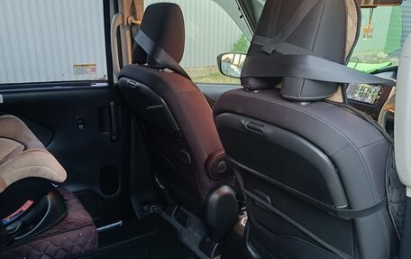 Nissan Serena IV, 2018 год, 2 150 000 рублей, 20 фотография