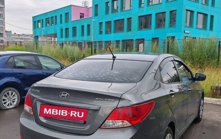 Hyundai Solaris II рестайлинг, 2012 год, 860 000 рублей, 2 фотография