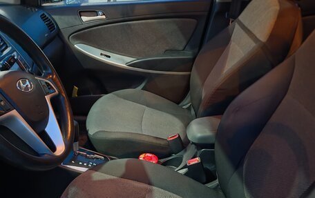 Hyundai Solaris II рестайлинг, 2012 год, 860 000 рублей, 26 фотография