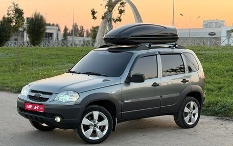 Chevrolet Niva I рестайлинг, 2011 год, 649 000 рублей, 1 фотография