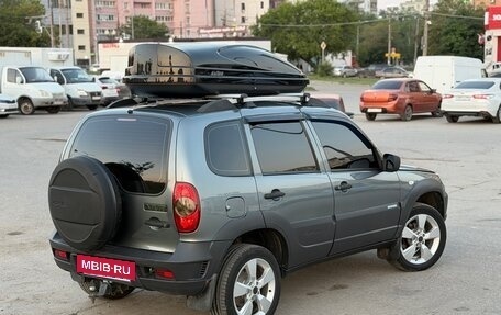 Chevrolet Niva I рестайлинг, 2011 год, 649 000 рублей, 4 фотография