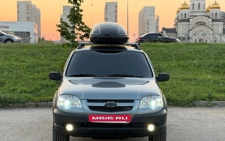 Chevrolet Niva I рестайлинг, 2011 год, 649 000 рублей, 5 фотография