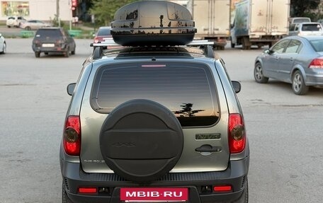 Chevrolet Niva I рестайлинг, 2011 год, 649 000 рублей, 6 фотография
