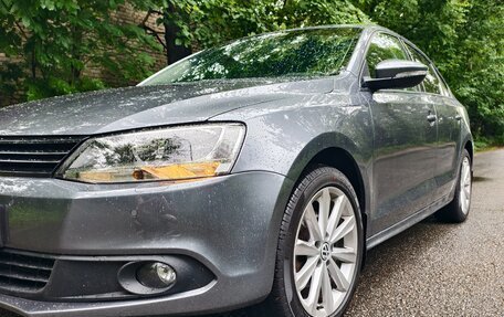Volkswagen Jetta VI, 2013 год, 1 080 000 рублей, 3 фотография