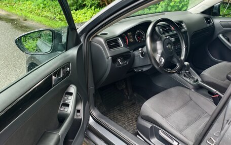 Volkswagen Jetta VI, 2013 год, 1 080 000 рублей, 6 фотография