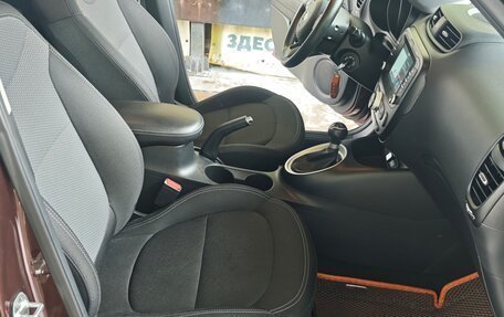 KIA Soul II рестайлинг, 2017 год, 1 550 000 рублей, 19 фотография
