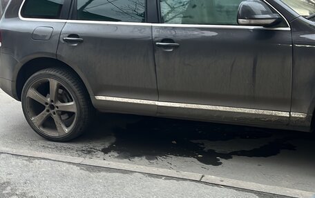 Volkswagen Touareg III, 2008 год, 730 000 рублей, 3 фотография