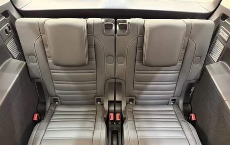 Volkswagen Touran III, 2022 год, 1 520 000 рублей, 18 фотография