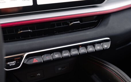 Geely Coolray I, 2023 год, 2 200 000 рублей, 36 фотография