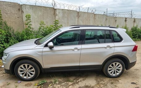 Volkswagen Tiguan II, 2017 год, 1 600 000 рублей, 3 фотография