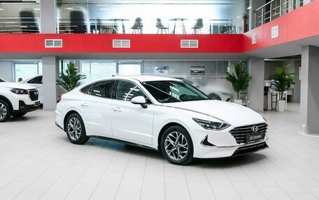 Hyundai Sonata VIII, 2020 год, 2 090 000 рублей, 3 фотография