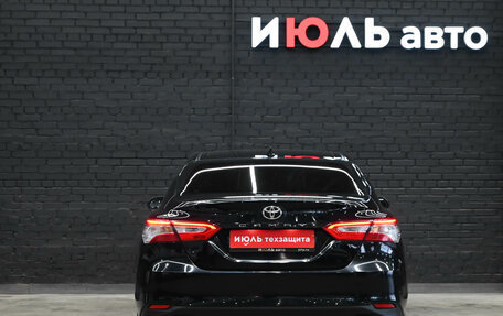 Toyota Camry, 2020 год, 2 850 000 рублей, 5 фотография