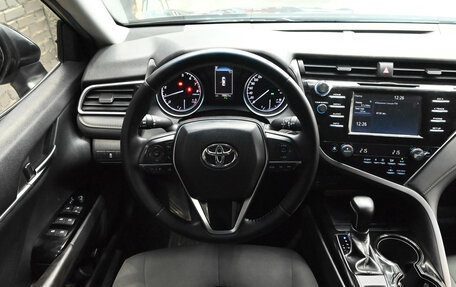Toyota Camry, 2020 год, 2 850 000 рублей, 12 фотография