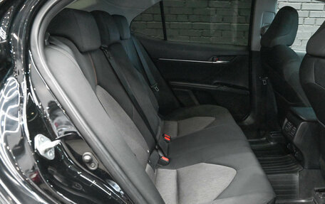 Toyota Camry, 2020 год, 2 850 000 рублей, 11 фотография