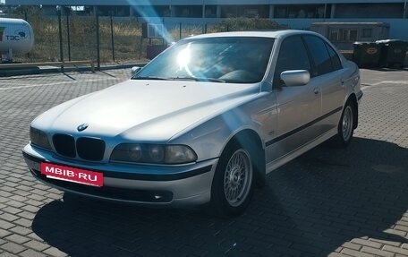 BMW 5 серия, 2000 год, 435 000 рублей, 2 фотография