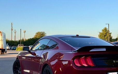 Ford Mustang VI рестайлинг, 2018 год, 3 990 000 рублей, 29 фотография