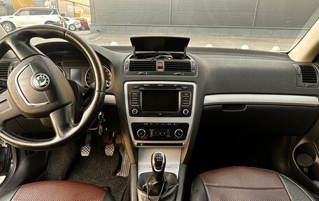Skoda Octavia, 2012 год, 990 000 рублей, 10 фотография