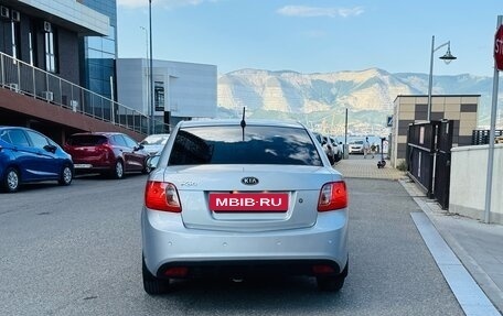 KIA Rio II, 2010 год, 670 000 рублей, 6 фотография