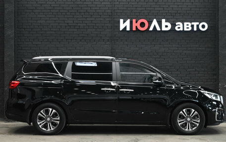 KIA Carnival III, 2020 год, 3 200 000 рублей, 10 фотография