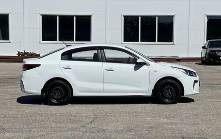 KIA Rio IV, 2018 год, 872 870 рублей, 4 фотография