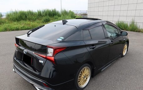 Toyota Prius IV XW50, 2023 год, 1 516 000 рублей, 10 фотография