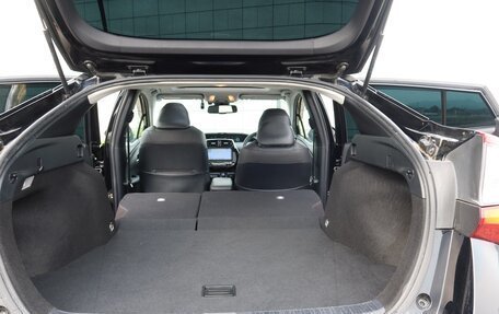 Toyota Prius IV XW50, 2023 год, 1 516 000 рублей, 27 фотография