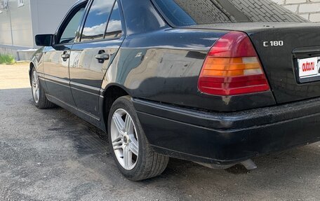 Mercedes-Benz C-Класс, 1994 год, 165 000 рублей, 3 фотография