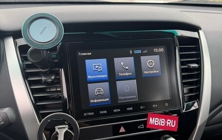 Mitsubishi Montero Sport, 2023 год, 4 999 000 рублей, 12 фотография