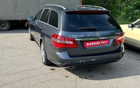 Mercedes-Benz E-Класс, 2010 год, 1 998 000 рублей, 3 фотография