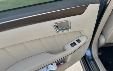 Mercedes-Benz E-Класс, 2010 год, 1 998 000 рублей, 15 фотография