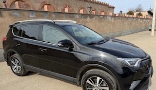 Toyota RAV4, 2019 год, 2 600 000 рублей, 4 фотография