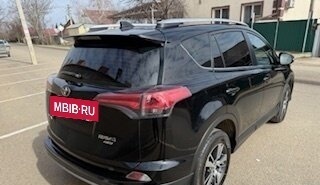 Toyota RAV4, 2019 год, 2 600 000 рублей, 2 фотография